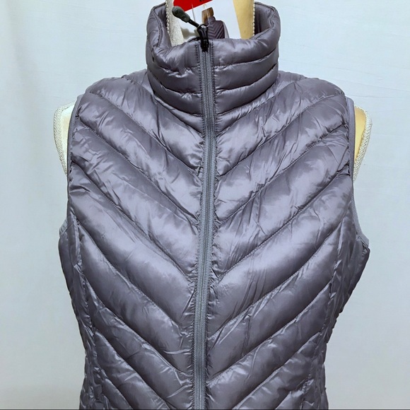 32 Degrees NWT Packable Puffer Vest Women M - Picture 2 of 12